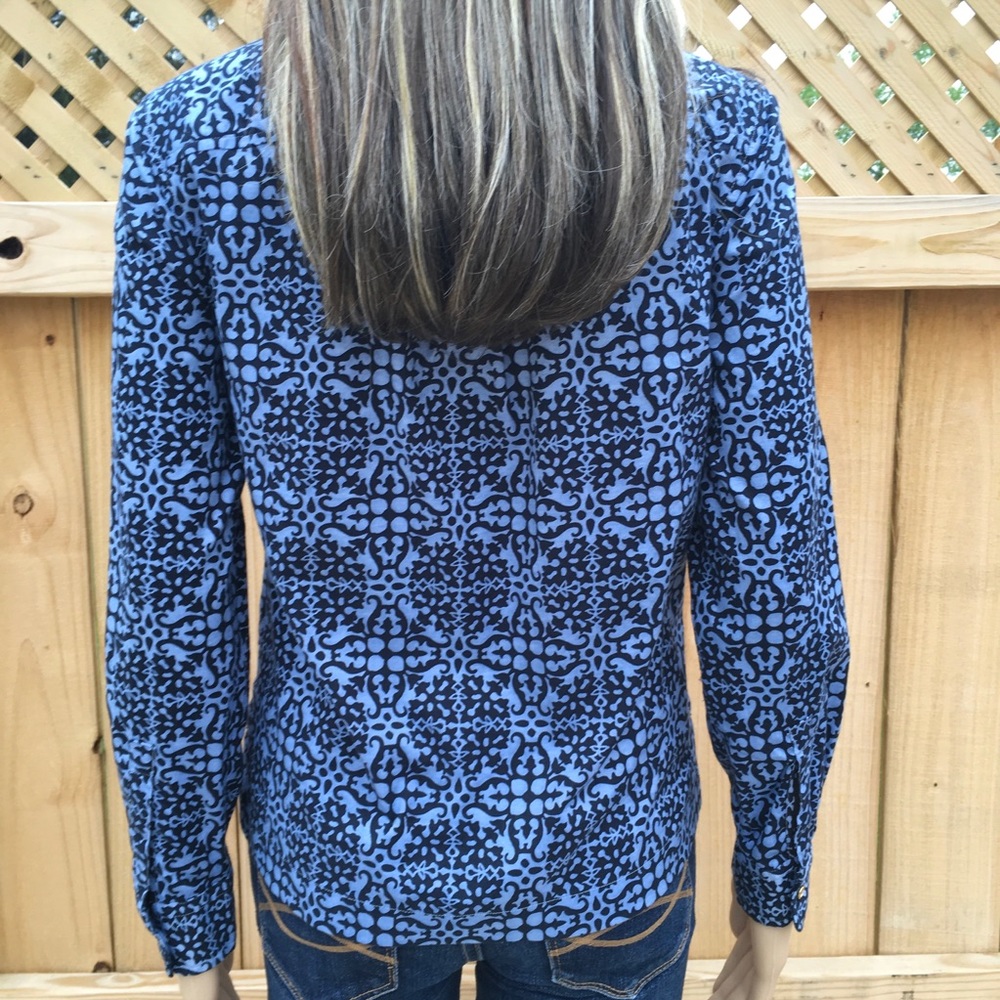 NWOT TALBOTS BLUE HENLEY STYLE BLOUSE - Picture 5 of 11